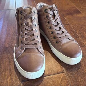 Taos Winner 14003 Mid Top Sneakers Shoes Women Size 7.5 Brown Leather Burnished